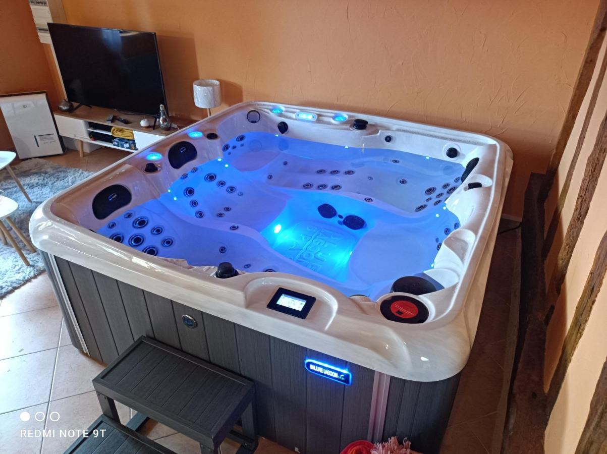Sauna & Double Jacuzzi Interieur Et Sous Les Etoiles 1H30 Paris Ladon Екстер'єр фото