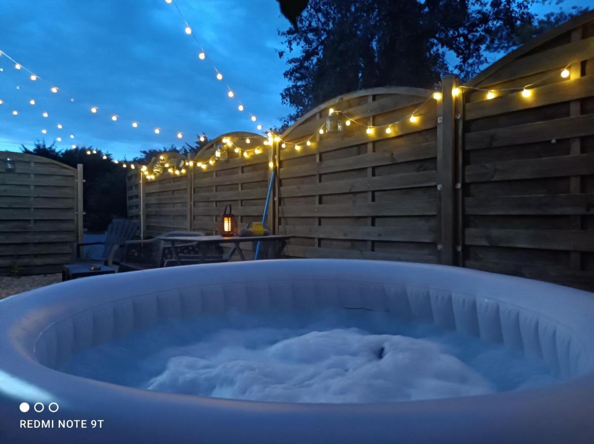Sauna & Double Jacuzzi Interieur Et Sous Les Etoiles 1H30 Paris Ladon Екстер'єр фото